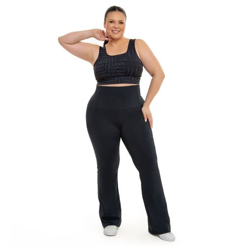 Calça Flare Plus Size Modeladora